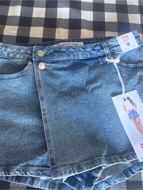 Celebrity Pink Medium Blue Denim Skort